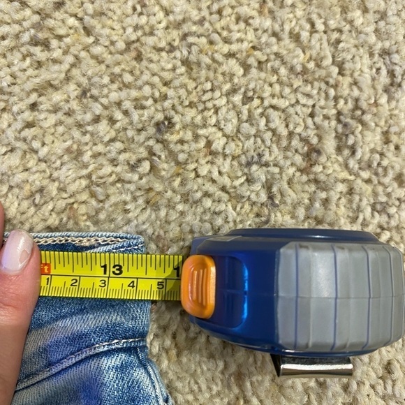 Frame Le High Skinny Jeans in Hidalgo Chewed Hem - Picture 6 of 9